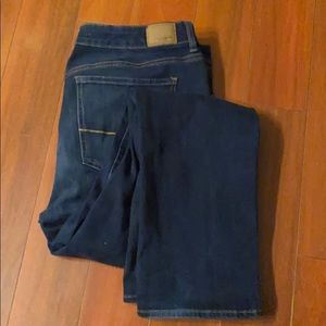 Dark wash Straight leg